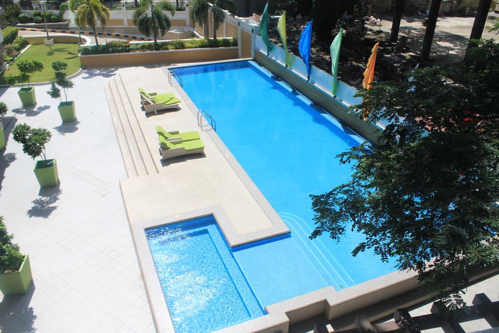 Padgett Place Prime Suites Cebu Bagian luar foto