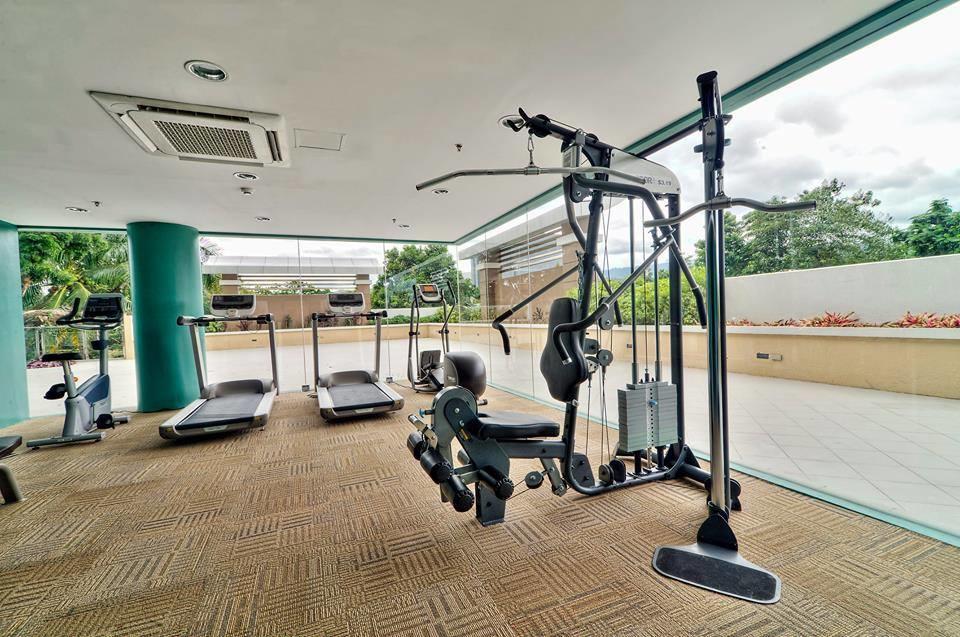 Padgett Place Prime Suites Cebu Bagian luar foto