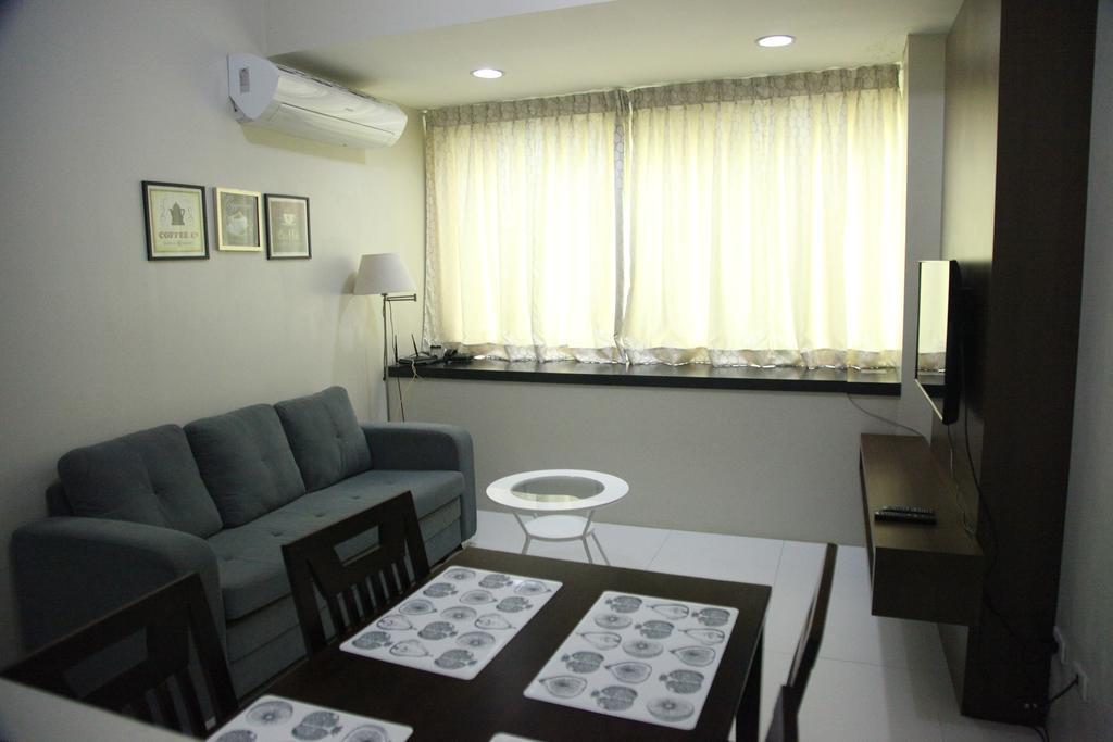 Padgett Place Prime Suites Cebu Bagian luar foto