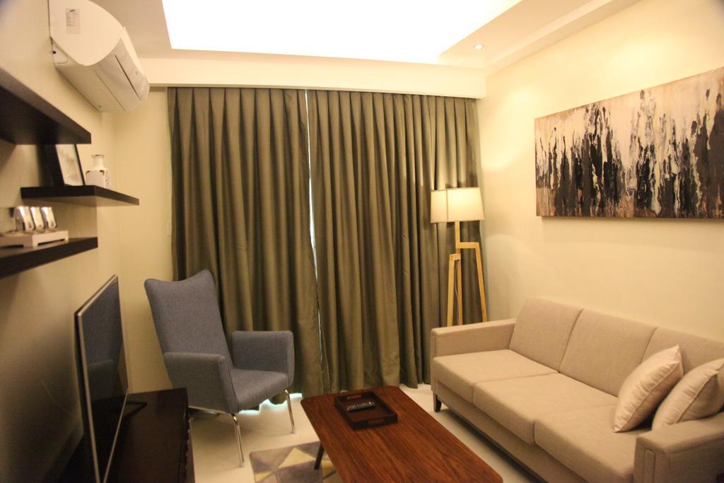 Padgett Place Prime Suites Cebu Bagian luar foto