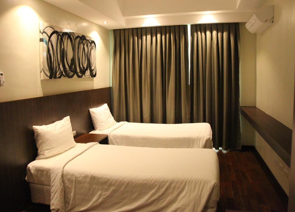 Padgett Place Prime Suites Cebu Bagian luar foto
