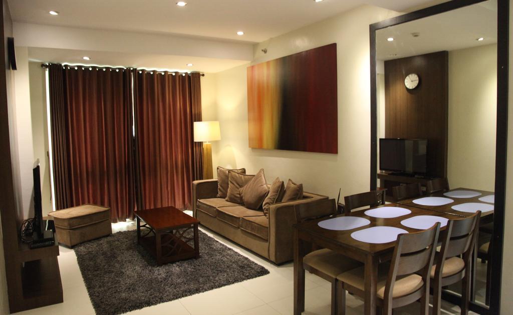 Padgett Place Prime Suites Cebu Bagian luar foto